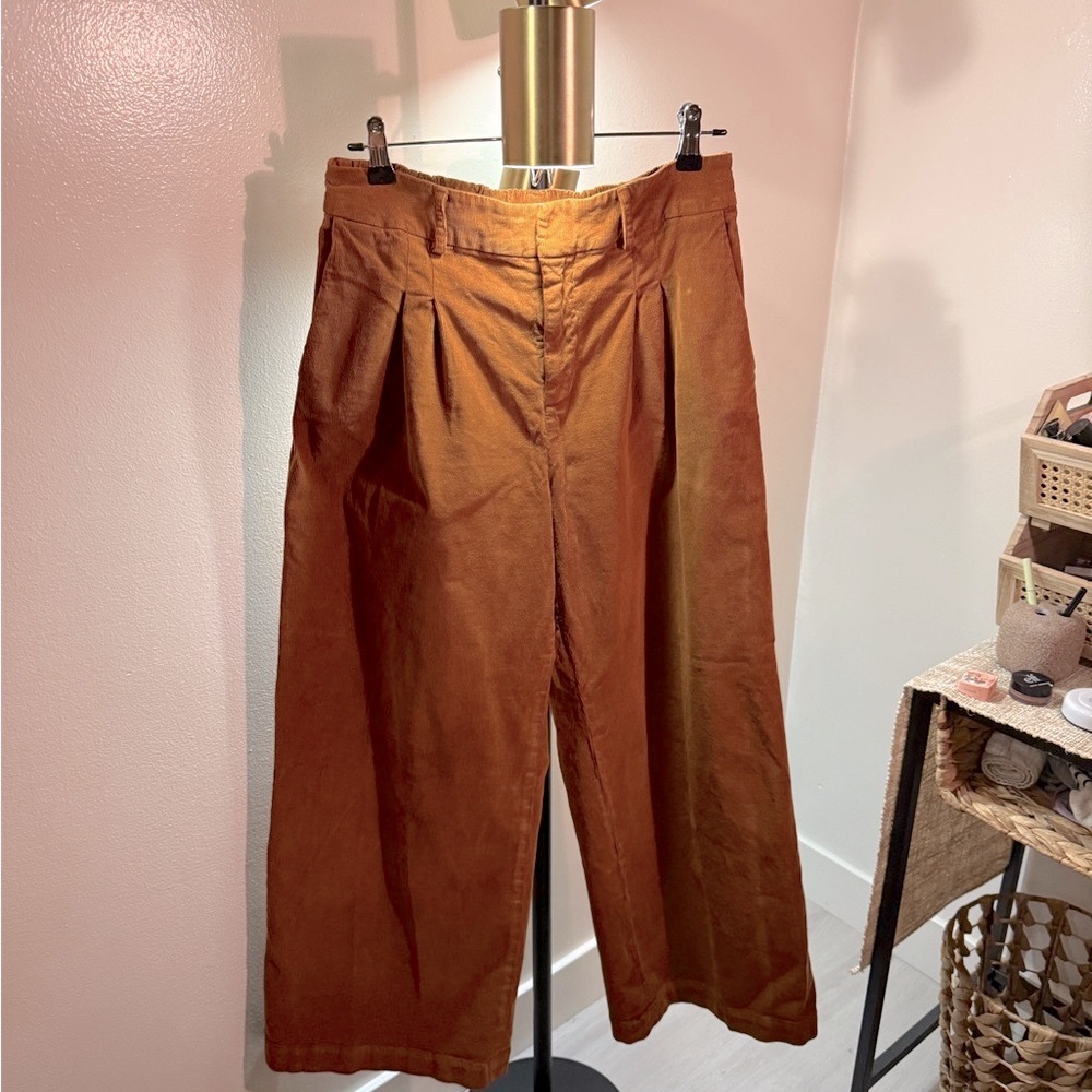Pleated perfection NSF straight leg wmns stretch cords / burnt sienna Med.(8-10)